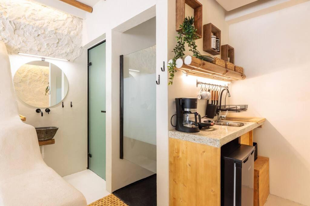 Stunning Room-citycenter-getaway Apartment Thessaloniki